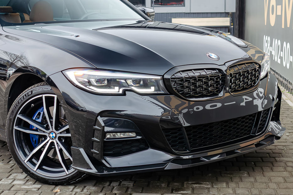 Продам BMW 330 Xdrive 2019 года в Киеве