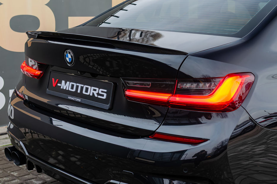 Продам BMW 330 Xdrive 2019 года в Киеве