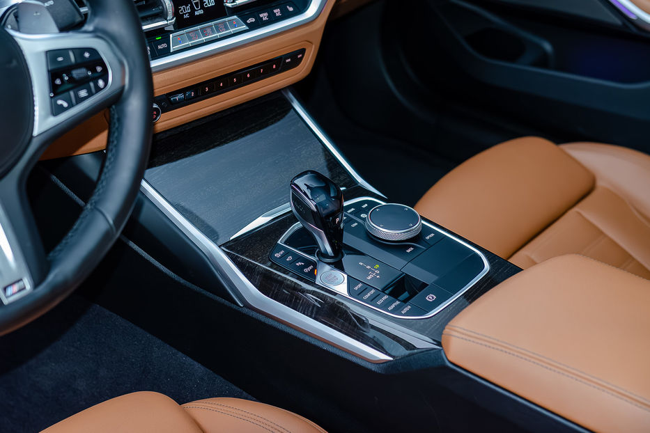 Продам BMW 330 Xdrive 2019 года в Киеве