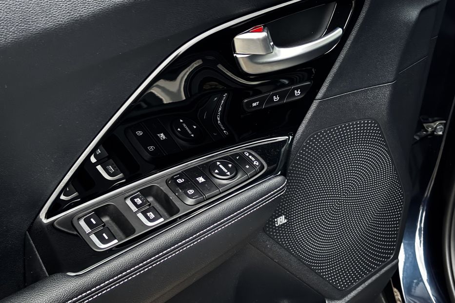 Продам Kia Niro 64 KWT авто у Львові   2021 года в Львове