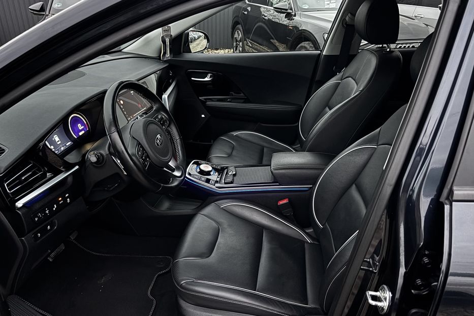 Продам Kia Niro 64 KWT авто у Львові   2021 года в Львове