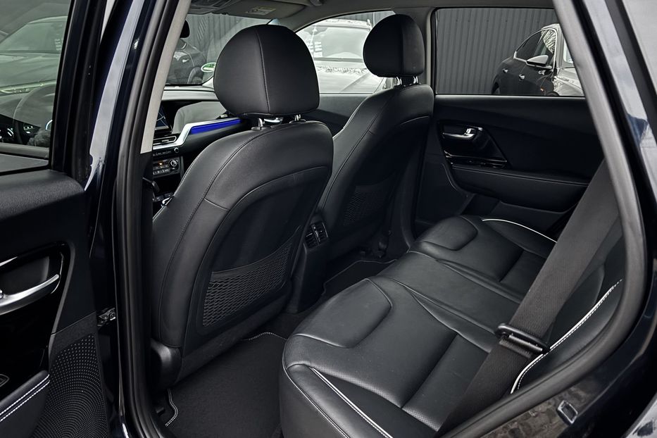 Продам Kia Niro 64 KWT авто у Львові   2021 года в Львове