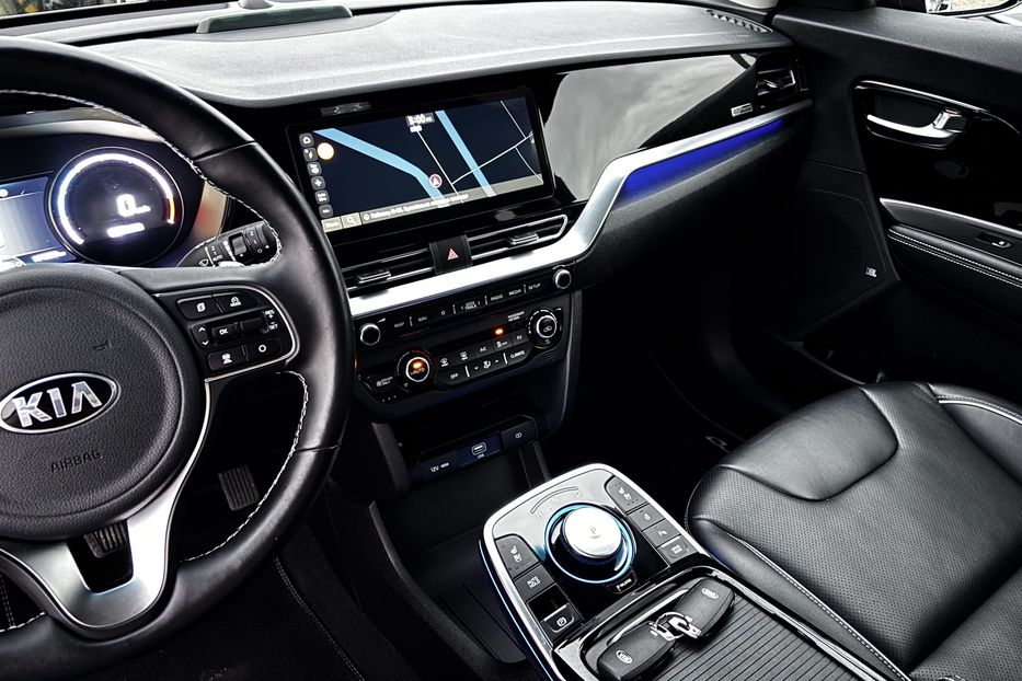 Продам Kia Niro 64 KWT авто у Львові   2021 года в Львове