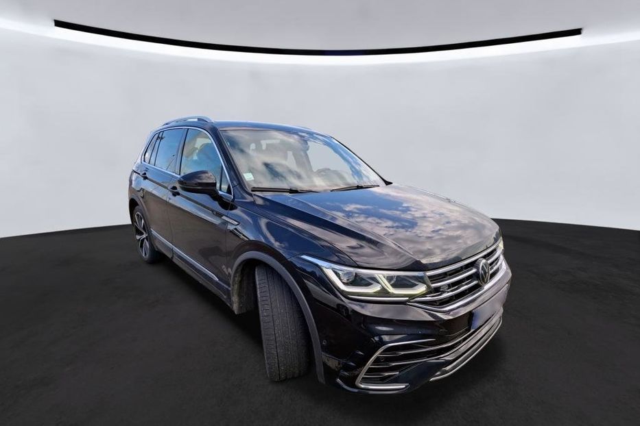 Продам Volkswagen Tiguan 3x R-Line цілий v3692 2021 года в Луцке