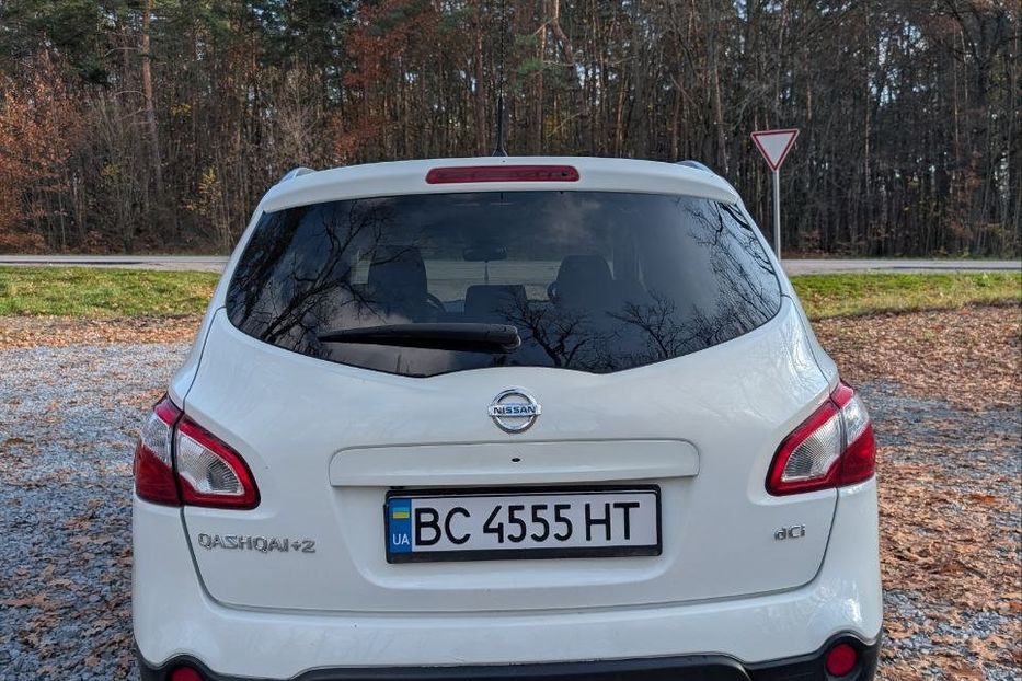 Продам Nissan Qashqai+2 4×4 2012 года в Львове