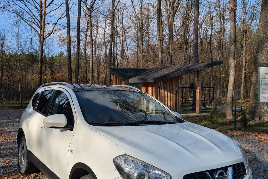 Продам Nissan Qashqai+2 4×4 2012 года в Львове