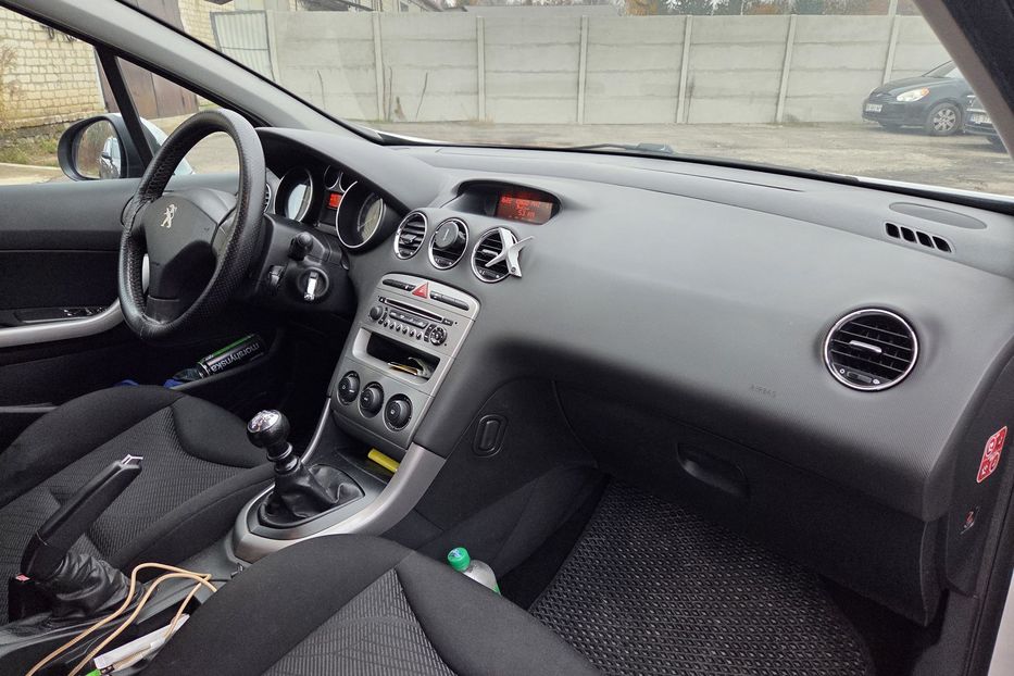 Продам Peugeot 308 SW 2011 года в Львове