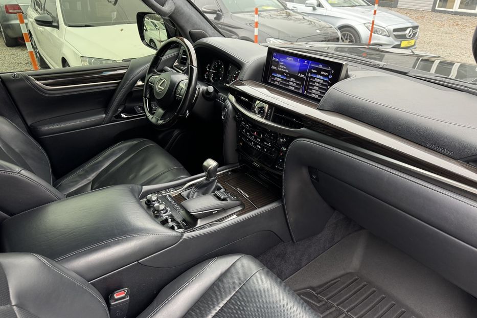 Продам Lexus LX 450 (COMIS) 2017 года в г. Умань, Черкасская область