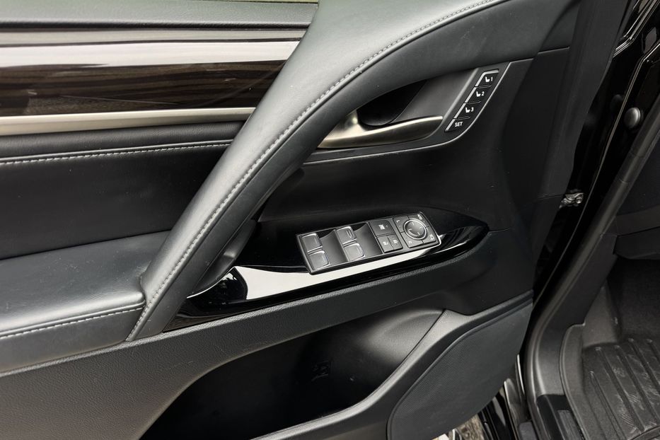 Продам Lexus LX 450 (COMIS) 2017 года в г. Умань, Черкасская область