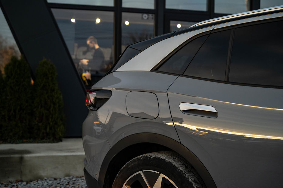 Продам Volkswagen ID.4 PRO 2023 года в Черновцах