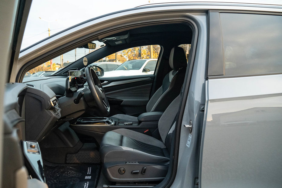 Продам Volkswagen ID.4 PRO 2023 года в Черновцах