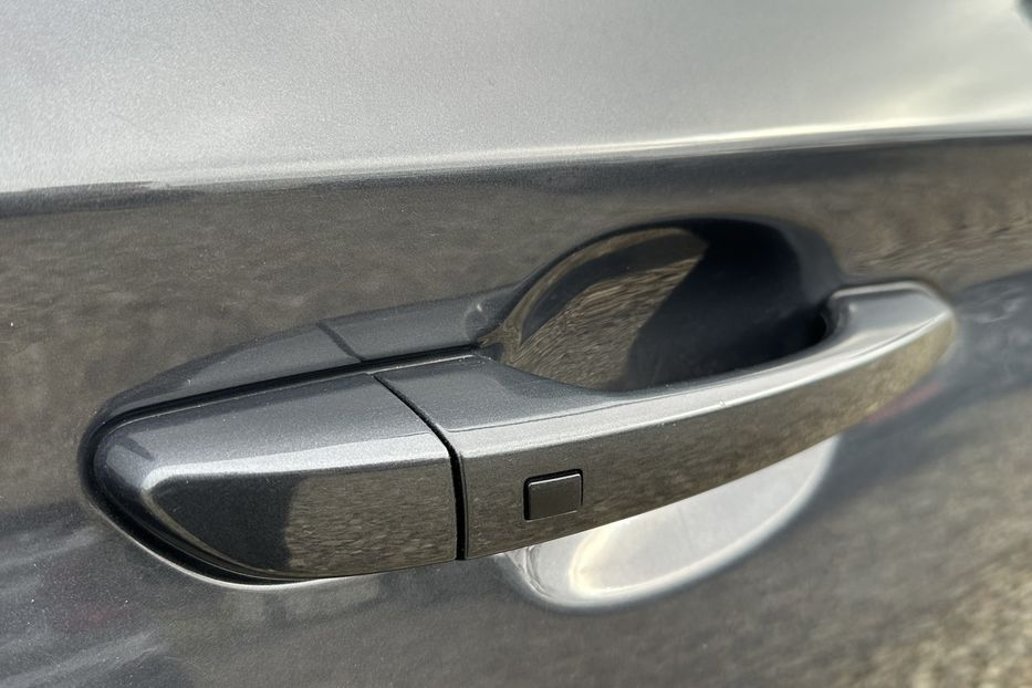 Продам Hyundai Kona 64kWhМакс.комплектація ЛЮК 2020 года в Львове