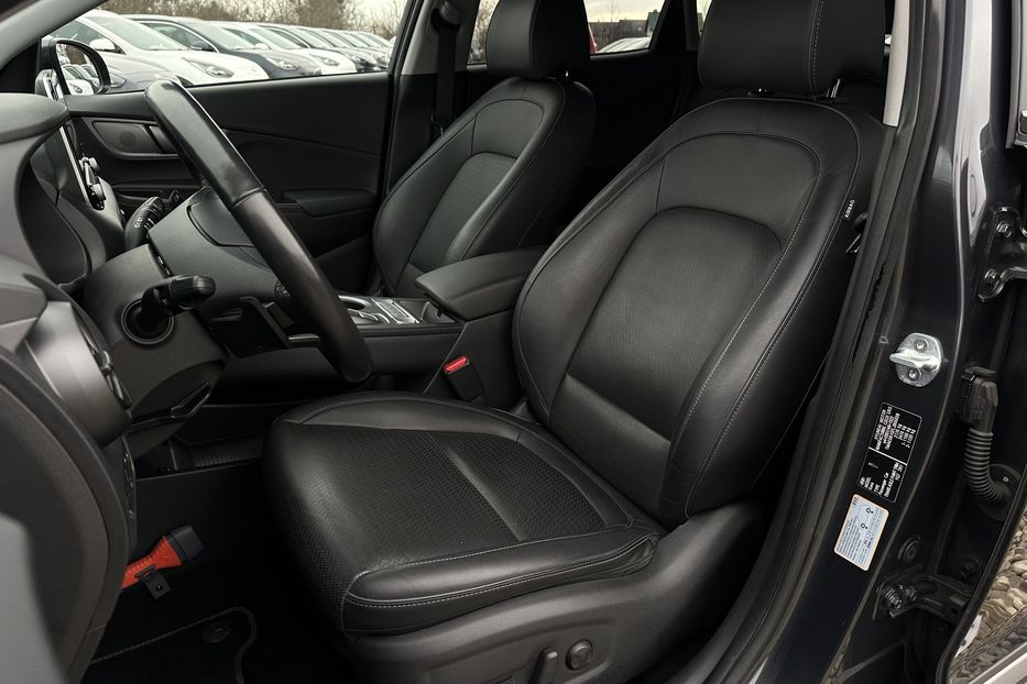 Продам Hyundai Kona 64kWhМакс.комплектація ЛЮК 2020 года в Львове