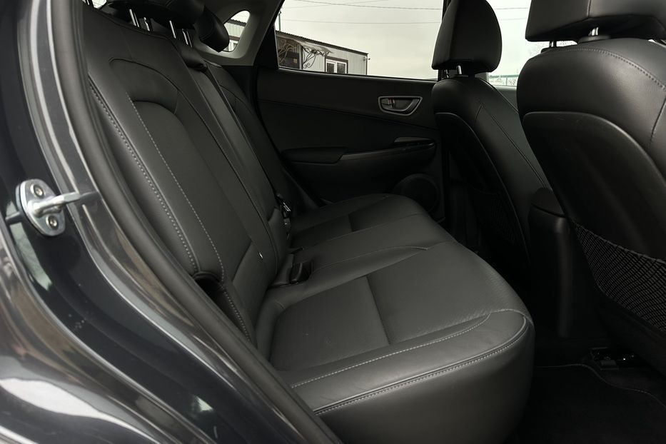 Продам Hyundai Kona 64kWhМакс.комплектація ЛЮК 2020 года в Львове