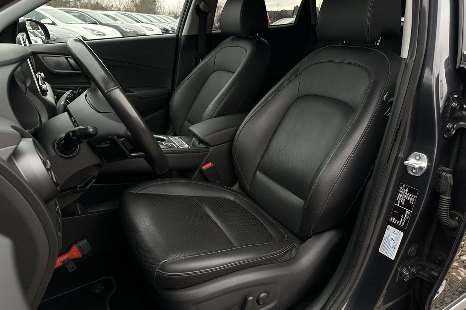 Продам Hyundai Kona 64kWhМакс.комплектація ЛЮК 2020 года в Львове