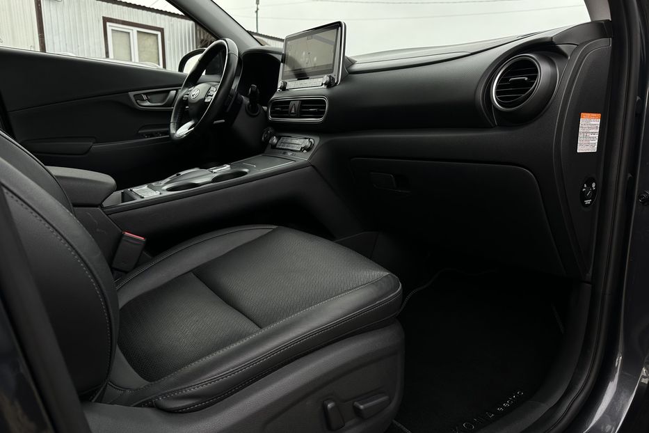 Продам Hyundai Kona 64kWhМакс.комплектація ЛЮК 2020 года в Львове