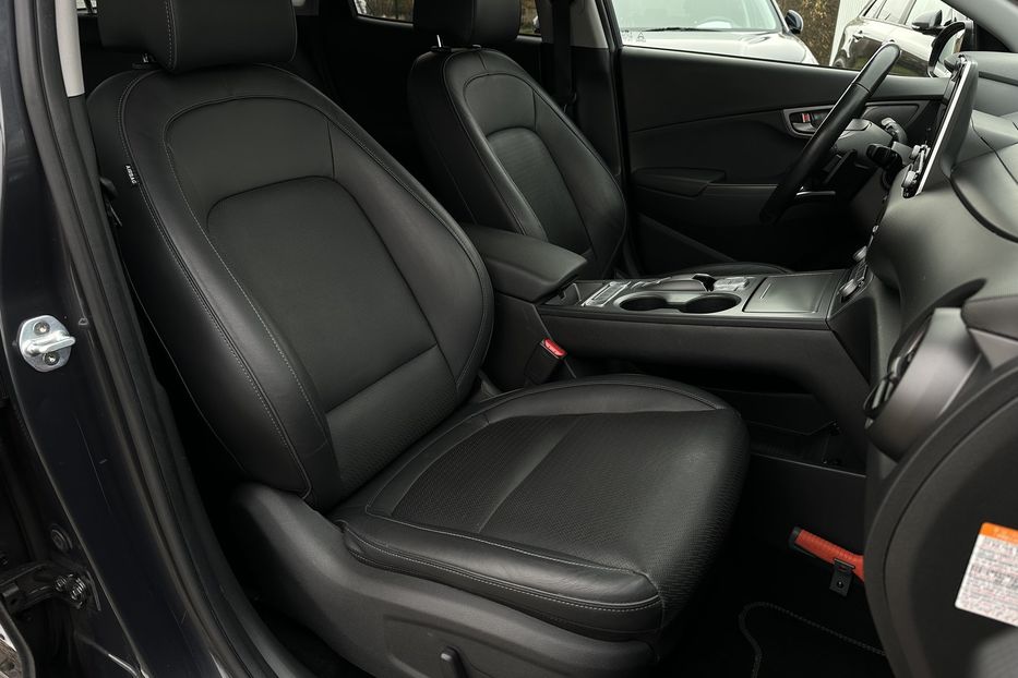 Продам Hyundai Kona 64kWhМакс.комплектація ЛЮК 2020 года в Львове