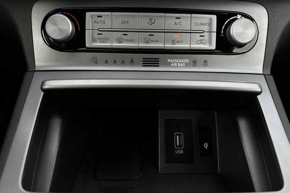 Продам Hyundai Kona 64kWhМакс.комплектація ЛЮК 2020 года в Львове