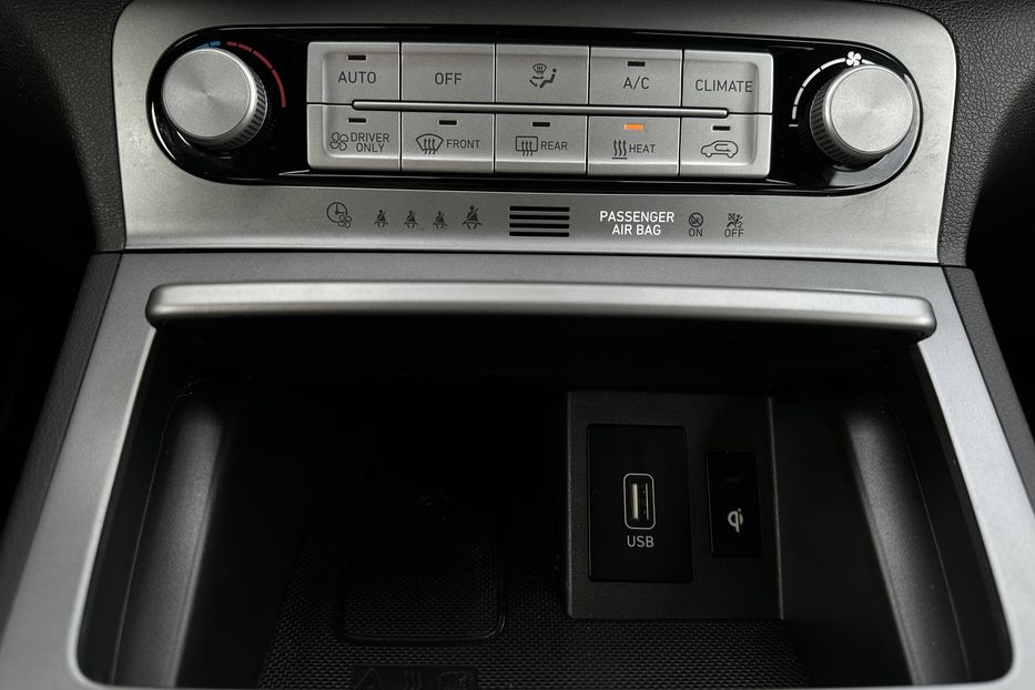 Продам Hyundai Kona 64kWhМакс.комплектація ЛЮК 2020 года в Львове