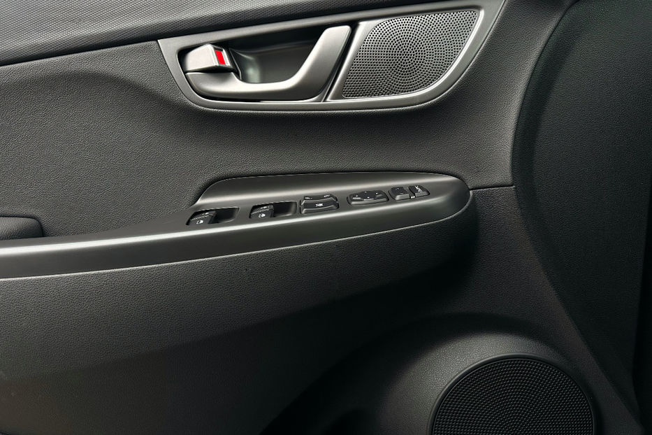 Продам Hyundai Kona 64kWhМакс.комплектація ЛЮК 2020 года в Львове