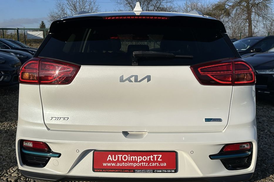 Продам Kia Niro 64 кВт Макс. комплектація 2022 года в Львове
