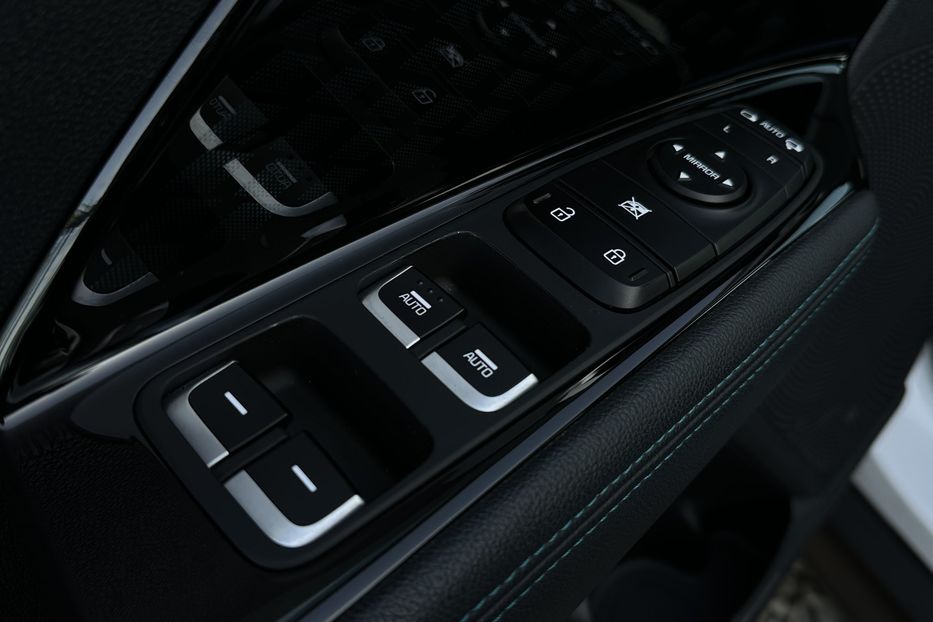 Продам Kia Niro 64 кВт Макс. комплектація 2022 года в Львове