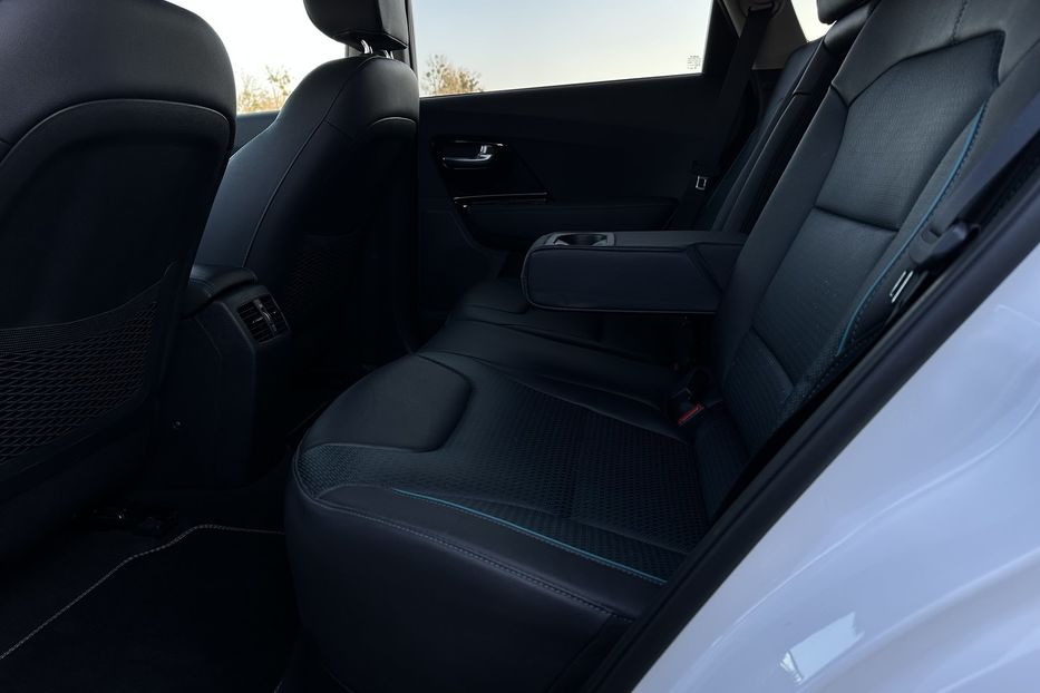 Продам Kia Niro 64 кВт Макс. комплектація 2022 года в Львове