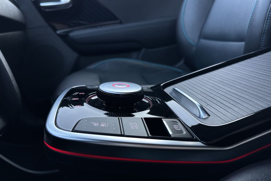 Продам Kia Niro 64 кВт Макс. комплектація 2022 года в Львове