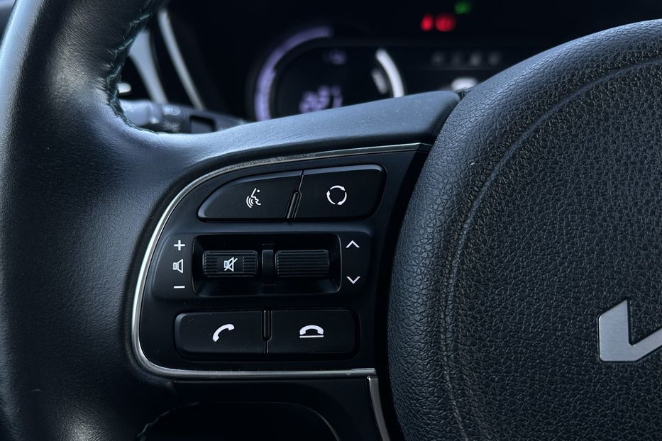 Продам Kia Niro 64 кВт Макс. комплектація 2022 года в Львове