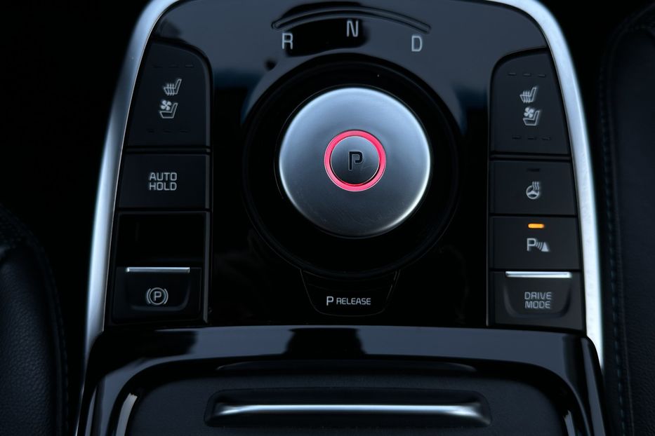 Продам Kia Niro 64 кВт Макс. комплектація 2022 года в Львове