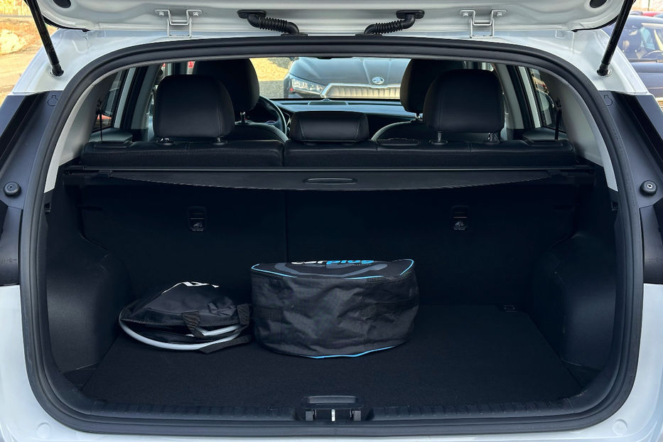 Продам Kia Niro 64 кВт Макс. комплектація 2022 года в Львове