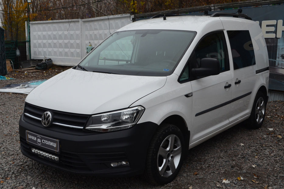 Продам Volkswagen Caddy груз. пас 2020 года в Киеве