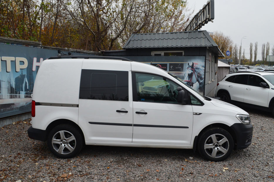 Продам Volkswagen Caddy груз. пас 2020 года в Киеве