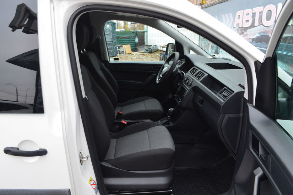 Продам Volkswagen Caddy груз. пас 2020 года в Киеве