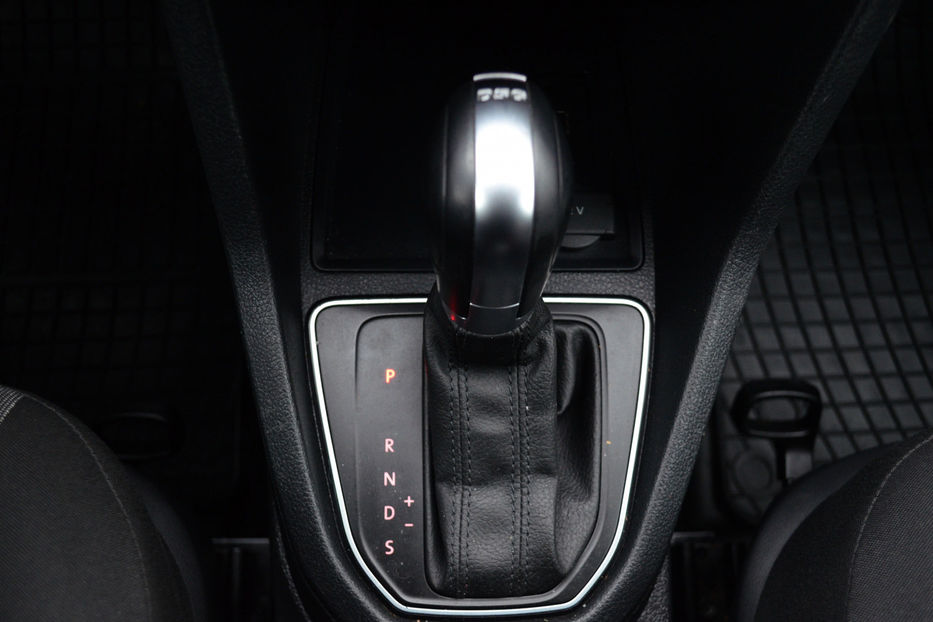 Продам Volkswagen Caddy груз. пас 2020 года в Киеве