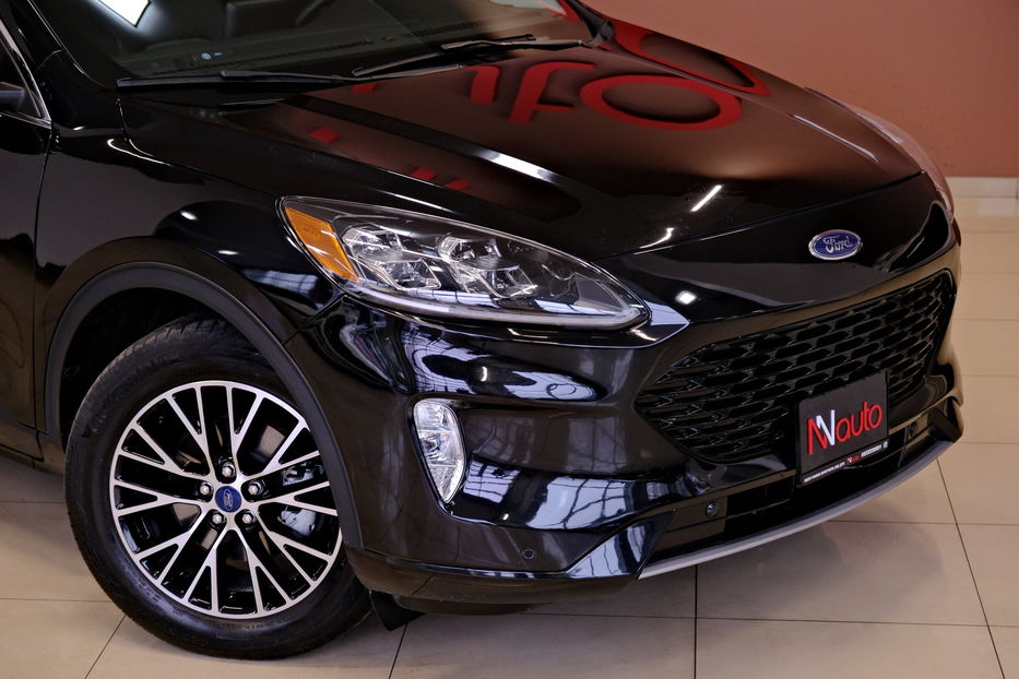 Продам Ford Escape Plug-in Hybrid 2022 года в Одессе