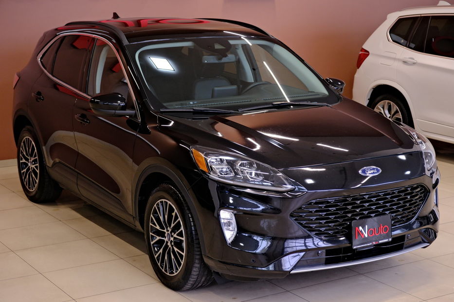 Продам Ford Escape Plug-in Hybrid 2022 года в Одессе