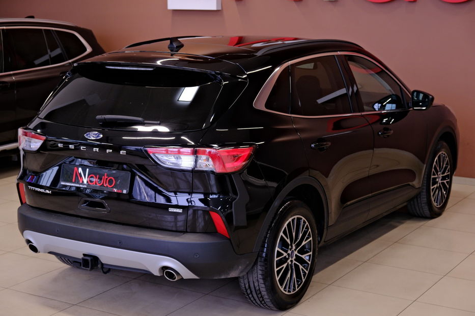 Продам Ford Escape Plug-in Hybrid 2022 года в Одессе