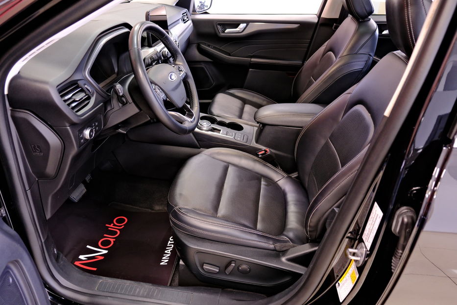 Продам Ford Escape Plug-in Hybrid 2022 года в Одессе