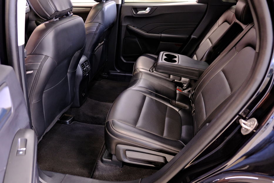 Продам Ford Escape Plug-in Hybrid 2022 года в Одессе