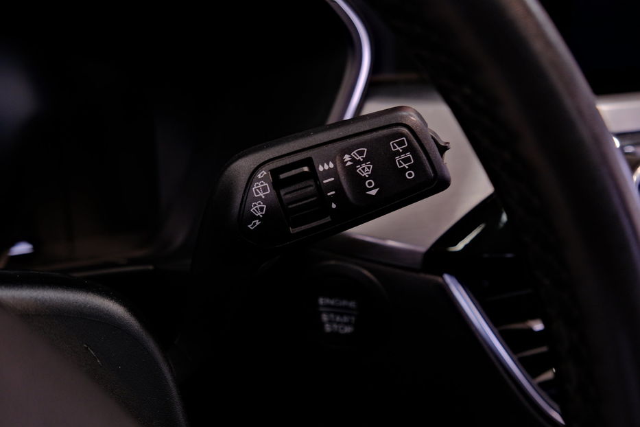 Продам Ford Escape Plug-in Hybrid 2022 года в Одессе