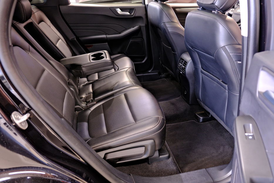 Продам Ford Escape Plug-in Hybrid 2022 года в Одессе