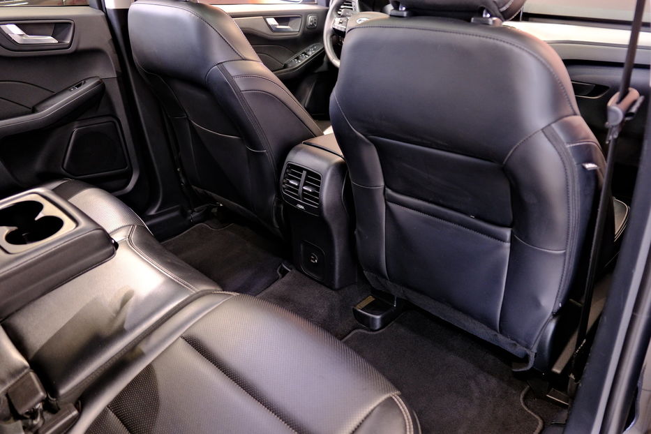 Продам Ford Escape Plug-in Hybrid 2022 года в Одессе