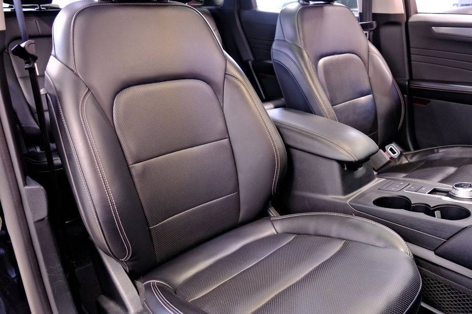 Продам Ford Escape Plug-in Hybrid 2022 года в Одессе