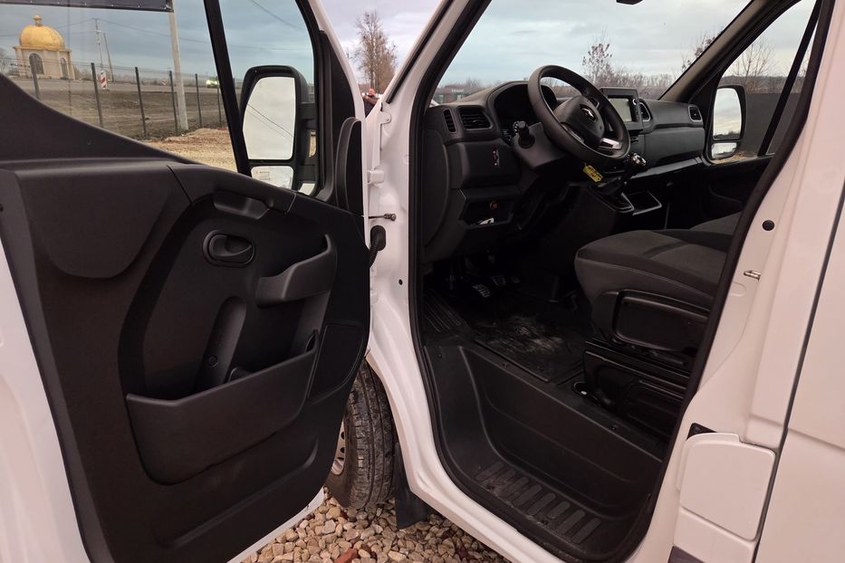 Продам Renault Master груз. 2021 года в Львове