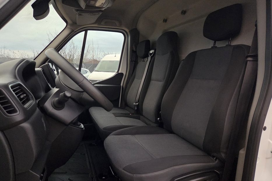 Продам Renault Master груз. 2021 года в Львове
