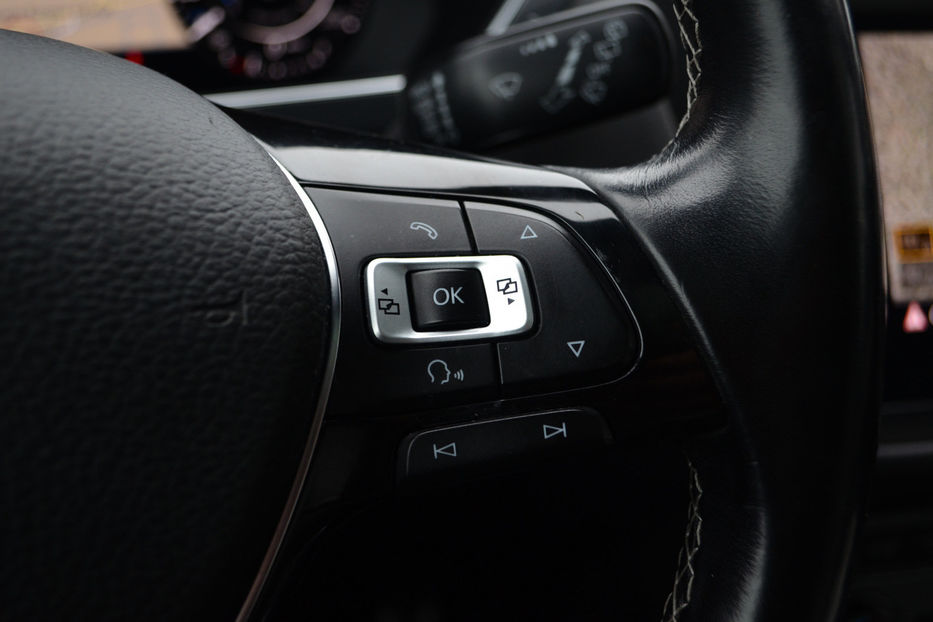 Продам Volkswagen Tiguan  R-Line 2018 года в Киеве