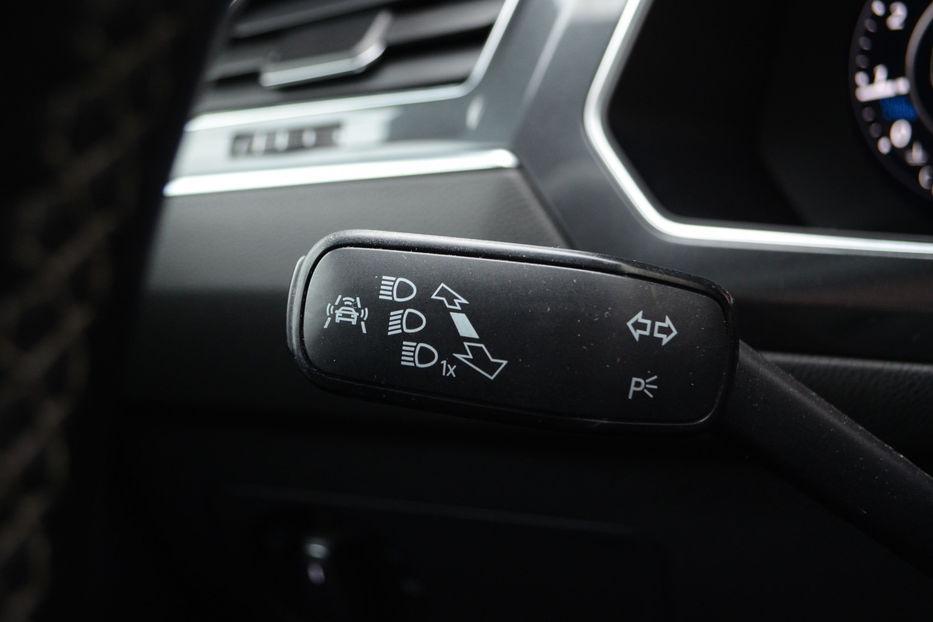 Продам Volkswagen Tiguan  R-Line 2018 года в Киеве