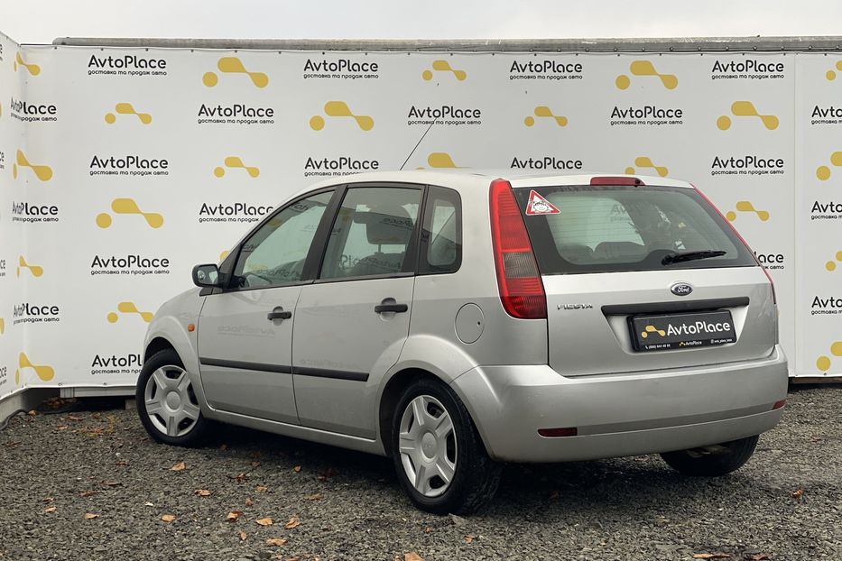 Продам Ford Fiesta 2004 года в Луцке