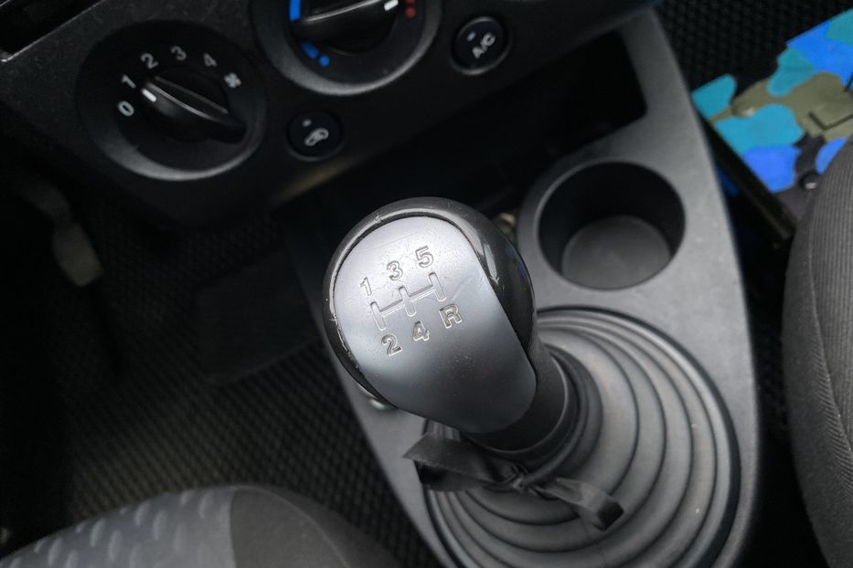 Продам Ford Fiesta 2004 года в Луцке